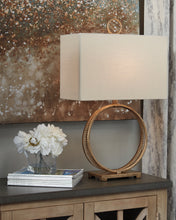 Load image into Gallery viewer, Mahala Metal Table Lamp (1/CN)
