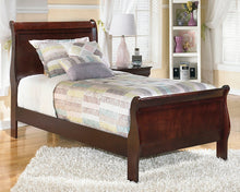 Load image into Gallery viewer, Alisdair Twin Sleigh Bed with 2 Nightstands
