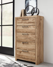 Load image into Gallery viewer, Hyanna King Panel Bed with Mirrored Dresser, Chest and 2 Nightstands
